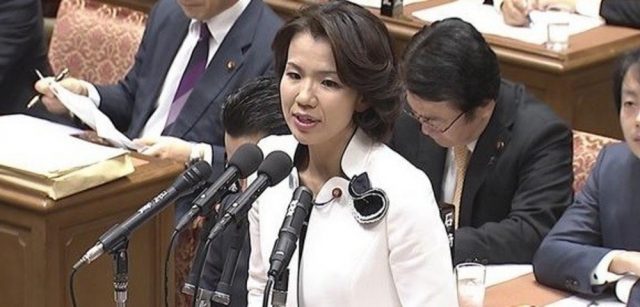 豊田真由子議員が歌うミュージカル調パワハラ!辞職しない?逮捕も